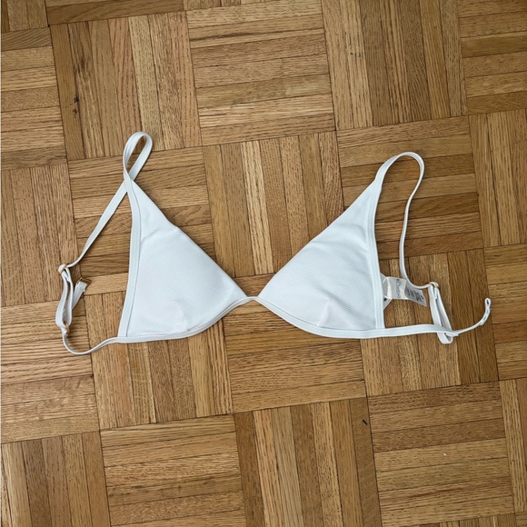 L Space Swim Nwt L Space Ribbed Millie Bikini Top Poshmark